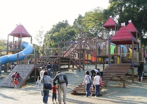 子どもたちも大満足 平塚総合公園 に行こう ５つのめろんぱん通信